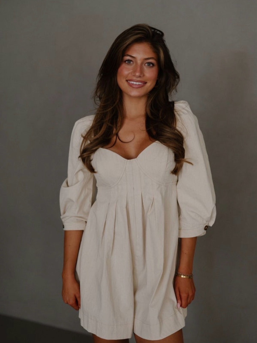 Sweetheart Puff-Sleeve Mini Dress in Cream